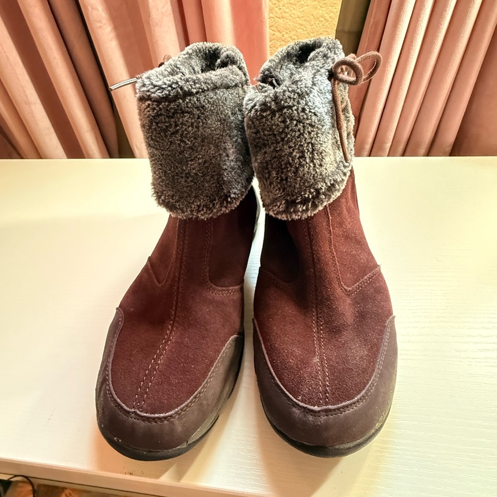 Women's Faux-Fur Cuff Suede Ankle Booties - Plum